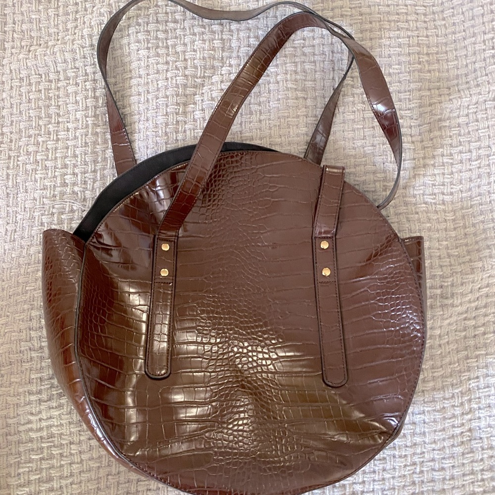 Shoulder bag